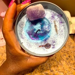 Beautiful and relaxing candle 🕯️